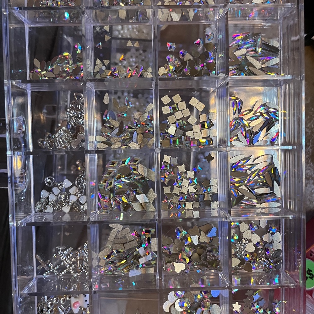 Stones and glitter
